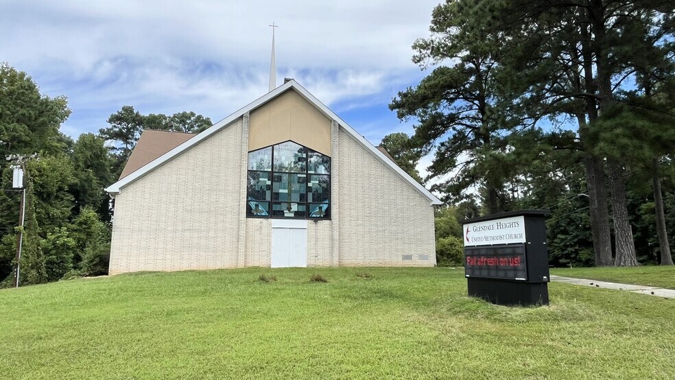 More Photos Of 920 Leon St, Durham Specialty For Sale