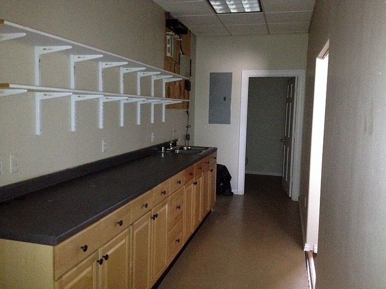 More Photos Of 6713 Broadway, Pearland Freestanding For Lease