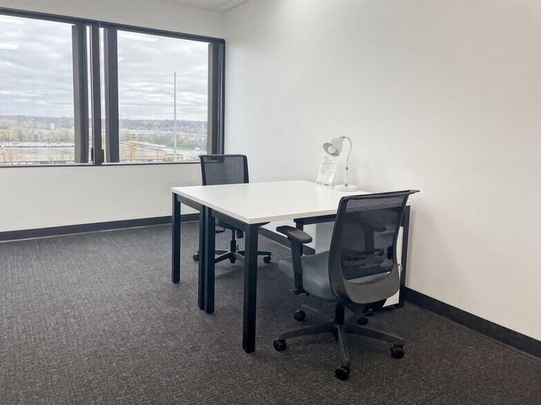 More Photos Of 11260 Chester Rd, Cincinnati Office For Lease