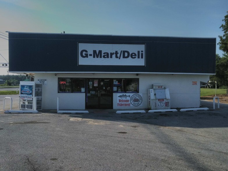 More Photos Of 3865 Ocean Gtwy, Linkwood Service Station For Sale