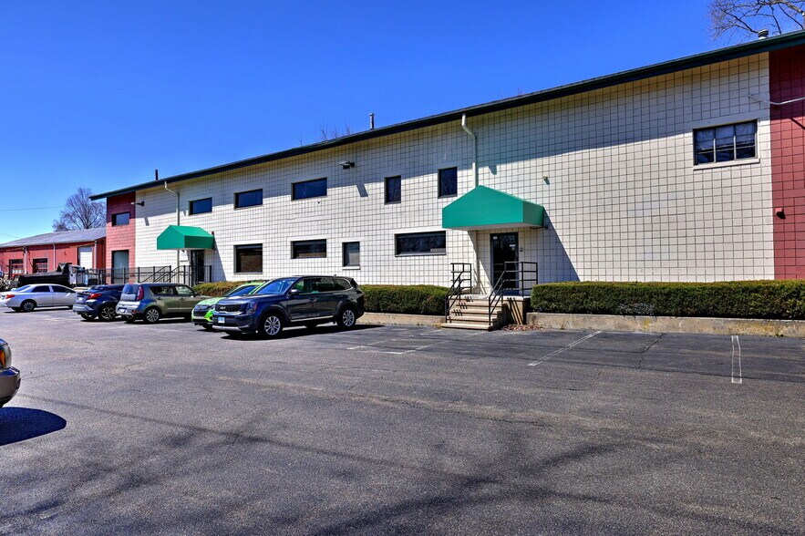 More Photos Of 284 Racebrook Rd, Orange Office For Sale