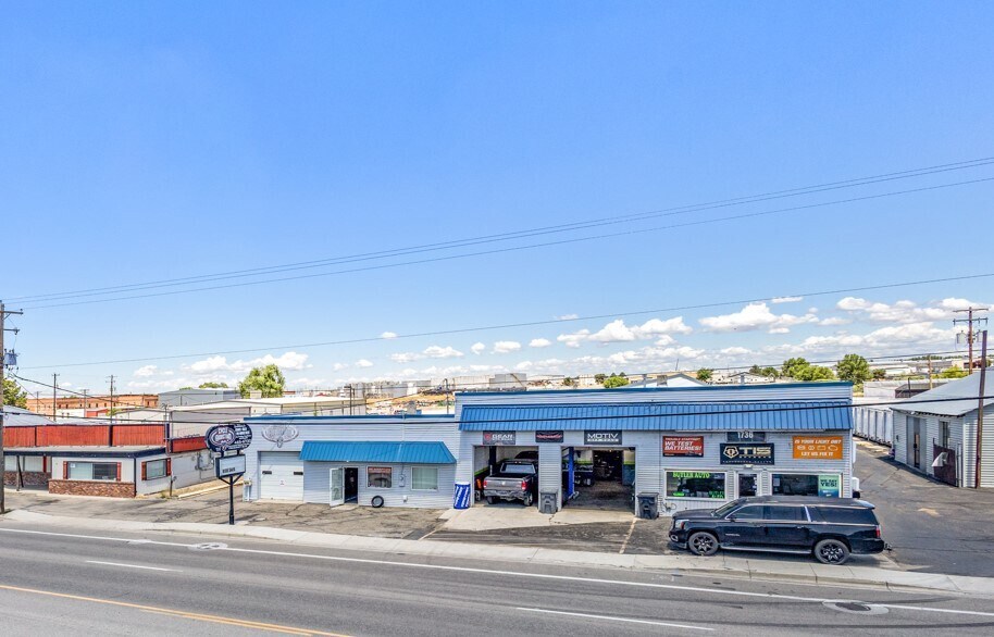 More Photos Of 1732 Garrity Blvd, Nampa Auto Repair For Sale