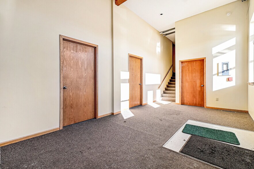 More Photos Of 418 E Coolbaugh St, Red Oak Storefront Retail Residential For Sale