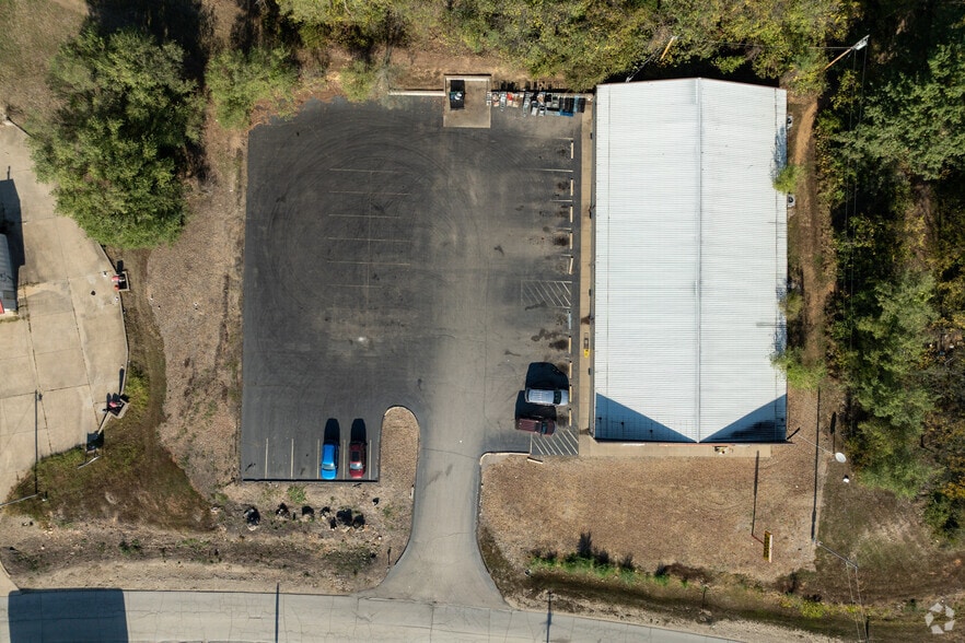 More Photos Of 425 Hunt St, Leadwood Freestanding For Sale