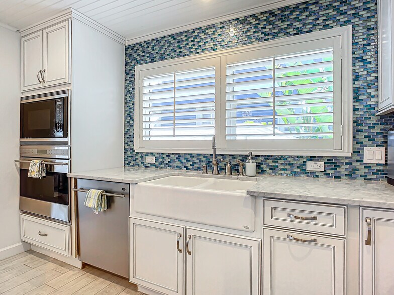 More Photos Of 2903 Hill St, New Smyrna Beach Hotel For Sale