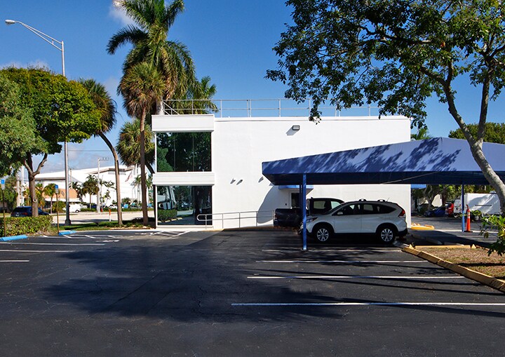More Photos Of 5300 N Federal Hwy, Fort Lauderdale Office For Sale