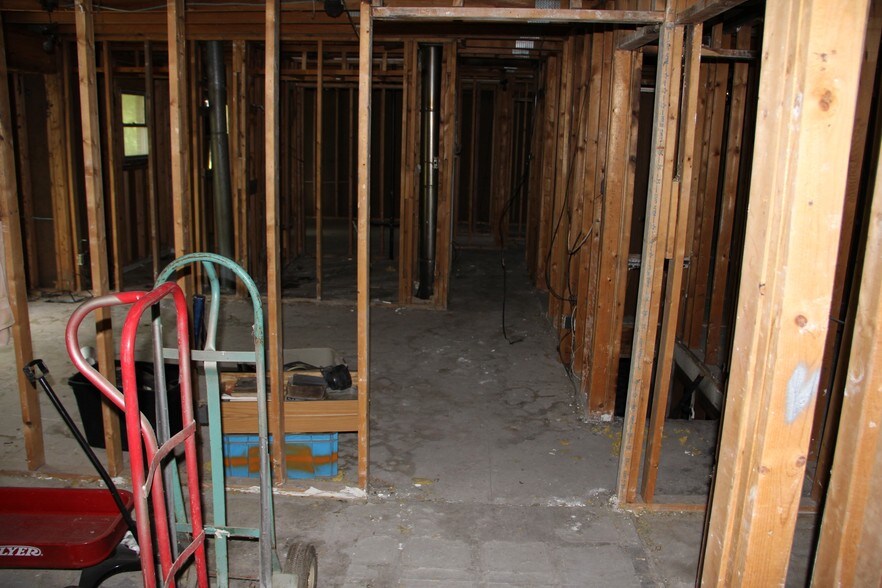 More Photos Of 10290 Veterans Memorial Pky, O Fallon Office For Sale