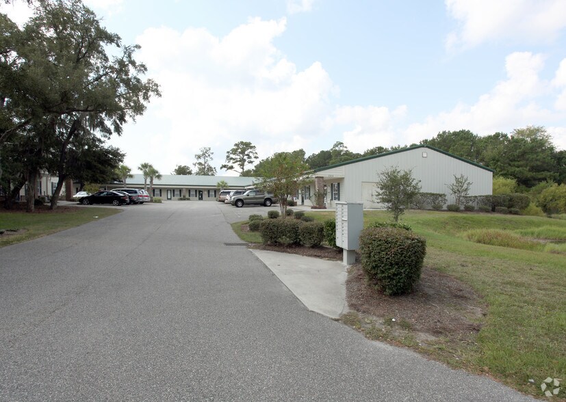 Primary Photo Of 263 Commerce Dr, Pawleys Island Flex For Lease