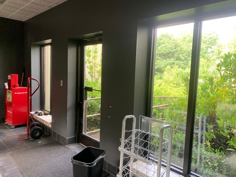 More Photos Of 207 Dunson St, Andalusia Light Distribution For Sale