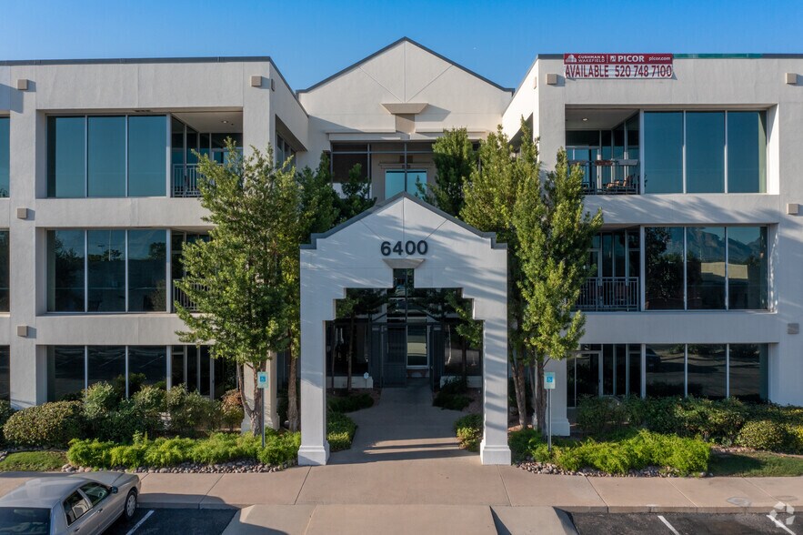 More Photos Of 6400 E Grant Rd, Tucson Office For Sale