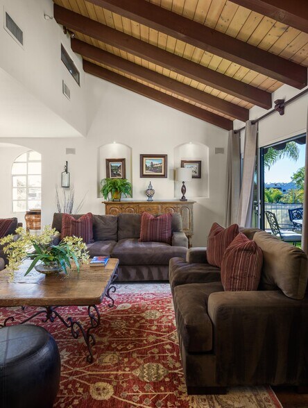 More Photos Of 1221 Chapala St, Santa Barbara Office Residential For Sale