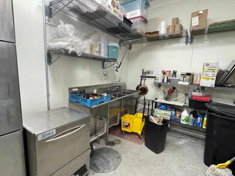 More Photos Of 112-120 S 20th Ave, Hollywood Restaurant For Lease