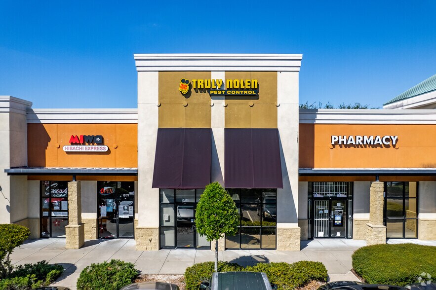 More Photos Of 10135 W Colonial Dr, Ocoee Unknown For Lease