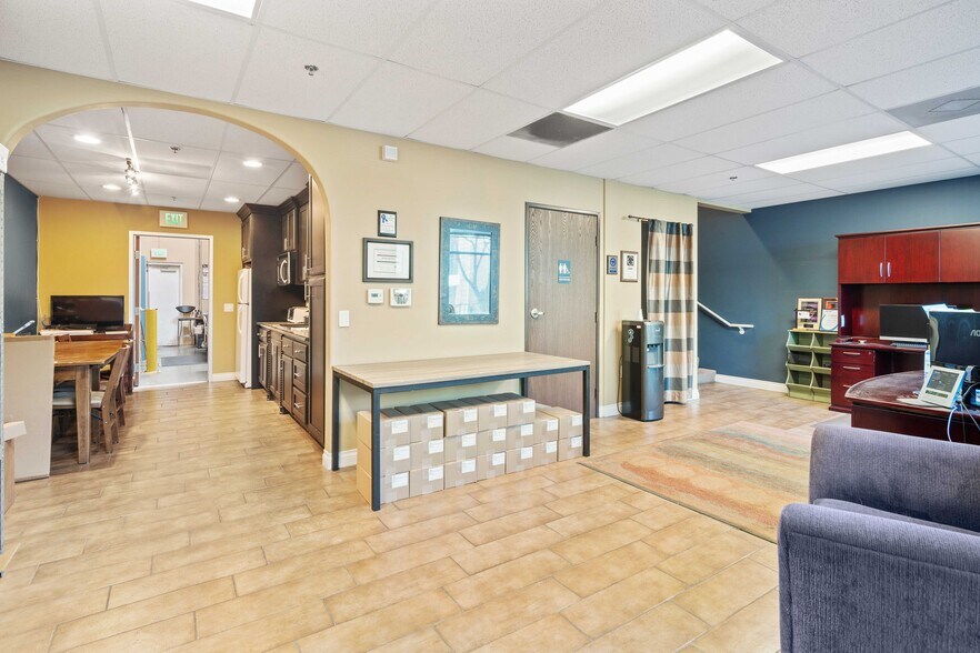 More Photos Of 28534-28536 Constellation Rd, Valencia Warehouse For Sale