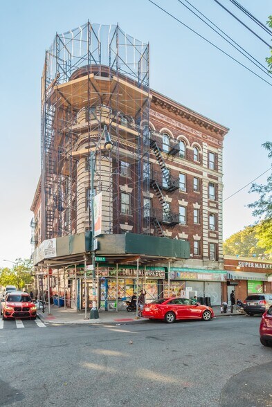 More Photos Of 598-600 E 183rd St, Bronx Apartments For Sale