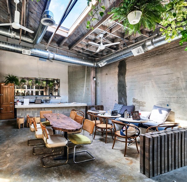 More Photos Of 301-343 N Glendale Blvd, Los Angeles Unknown For Lease