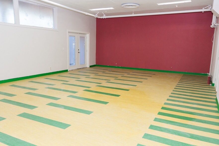 More Photos Of 1701 E Oakey Blvd, Las Vegas Religious Facility For Sale