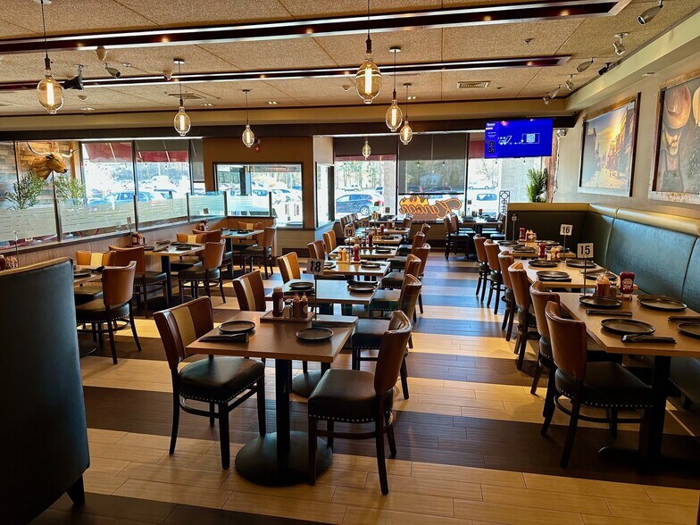 More Photos Of 738 Route 9, Fishkill Unknown For Lease