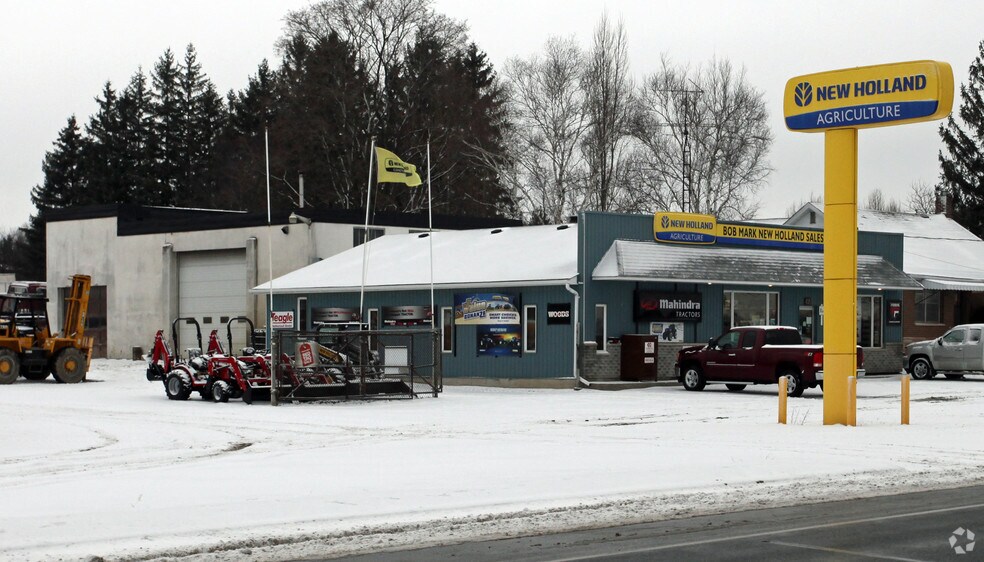 Primary Photo Of 42 Hwy-12, Brock Freestanding For Sale