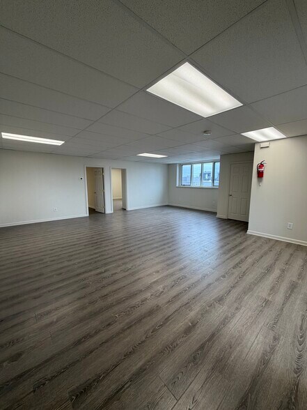 More Photos Of 44-50 Lewis Ave, Jersey City Light Manufacturing For Lease