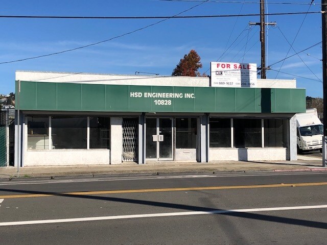 Primary Photo Of 10828 Bancroft Ave, Oakland Storefront Retail Office For Sale