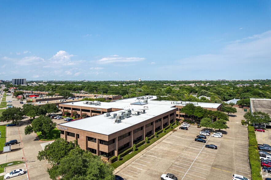 More Photos Of 17330 Preston Rd, Dallas Office For Lease
