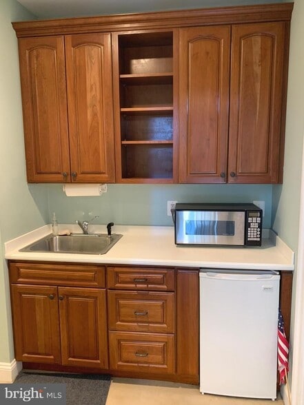 More Photos Of 170 W Main St, Purcellville Office Residential For Lease