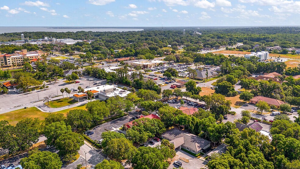 More Photos Of 700 Doctors Ct, Leesburg Medical For Sale