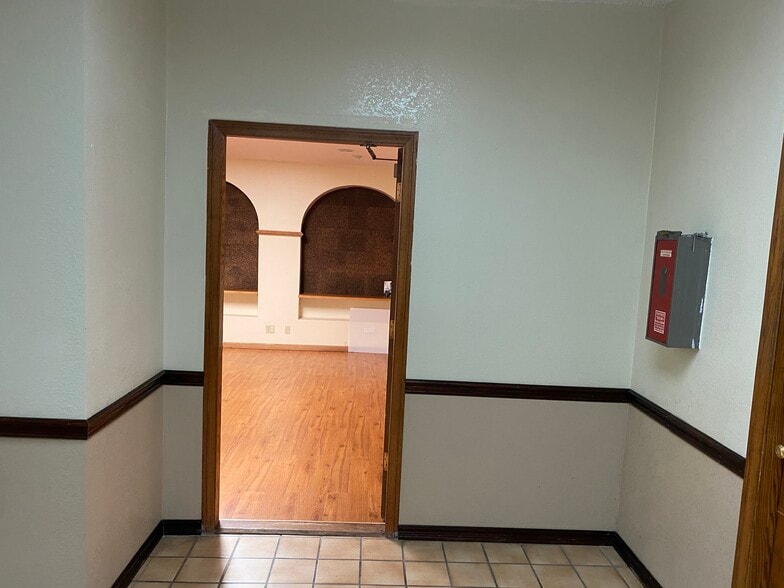 More Photos Of 112-114 S Catalina Ave, Redondo Beach Office For Lease