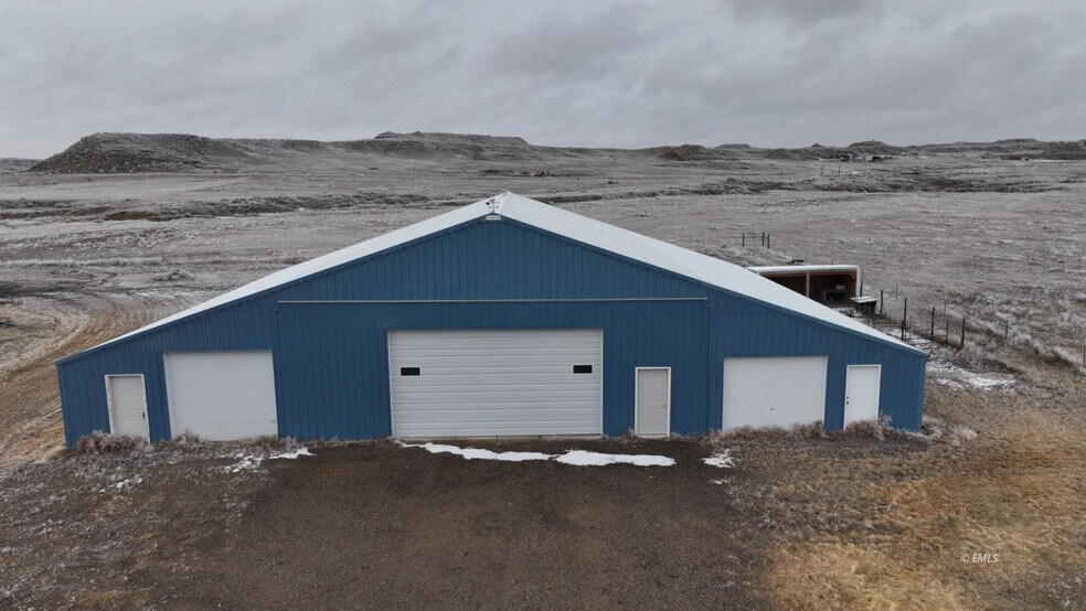 More Photos Of 99 Sunday Creek Airpark Dr, Miles City Flex For Sale