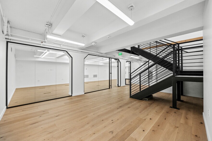 More Photos Of 632 Commercial St, San Francisco Office For Lease