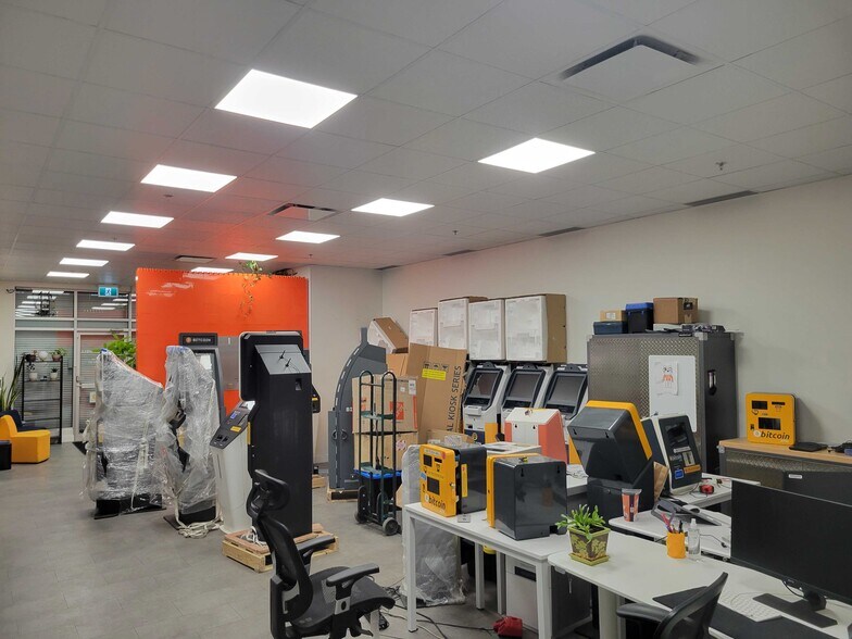 More Photos Of 10142 82 Av NW, Edmonton Office For Lease