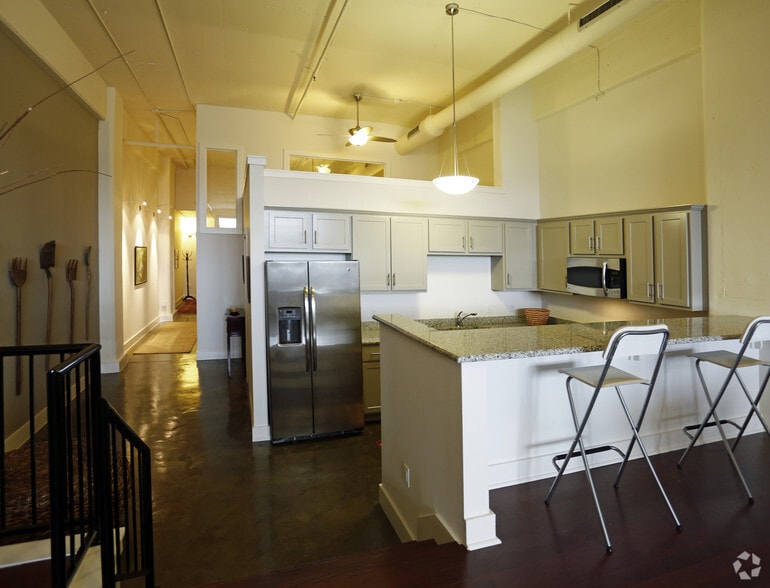 More Photos Of 505 Tennessee St, Memphis Multifamily For Sale