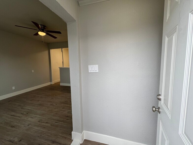 More Photos Of 101 Stanley Ct, San Antonio Multifamily For Sale