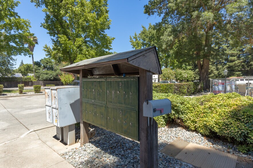More Photos Of 711 W East Ave, Chico Apartments For Sale