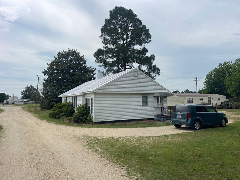 More Photos Of 2367 US Highway 13 N, Goldsboro Specialty For Sale