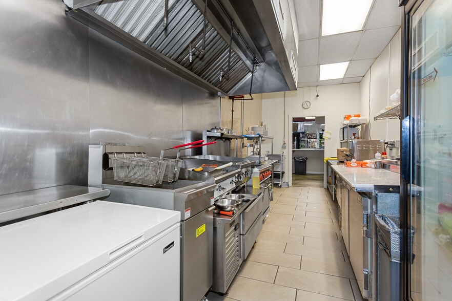More Photos Of 605-607 Main St, Boonton Storefront Retail Residential For Sale