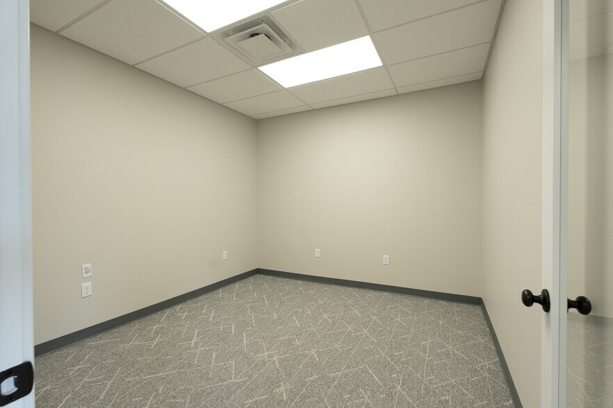 More Photos Of 831 E 340 S, American Fork Office For Lease