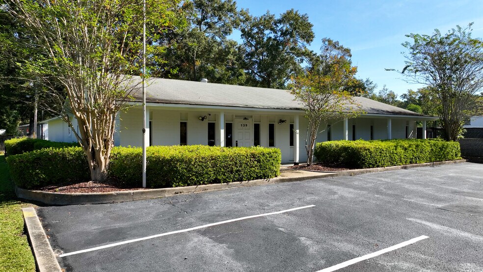 Primary Photo Of 139 Hanniford Dr, North Charleston Unknown For Lease