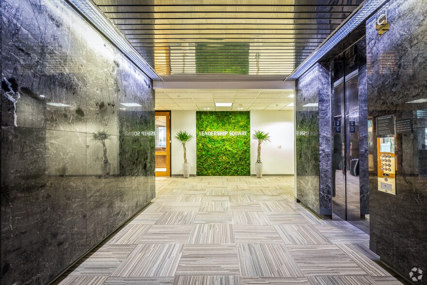 More Photos Of 211 N Robinson Ave, Oklahoma City Office For Lease