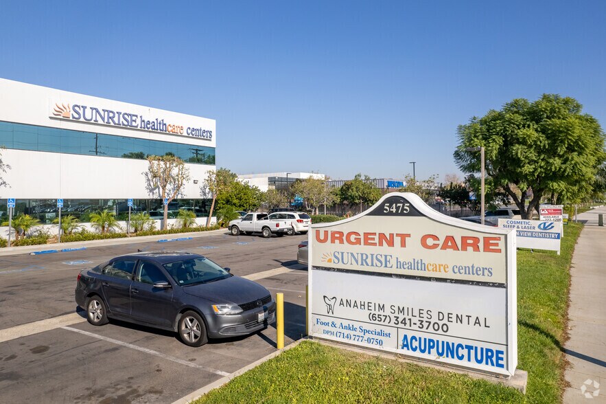 More Photos Of 5475 E La Palma Ave, Anaheim Office For Sale