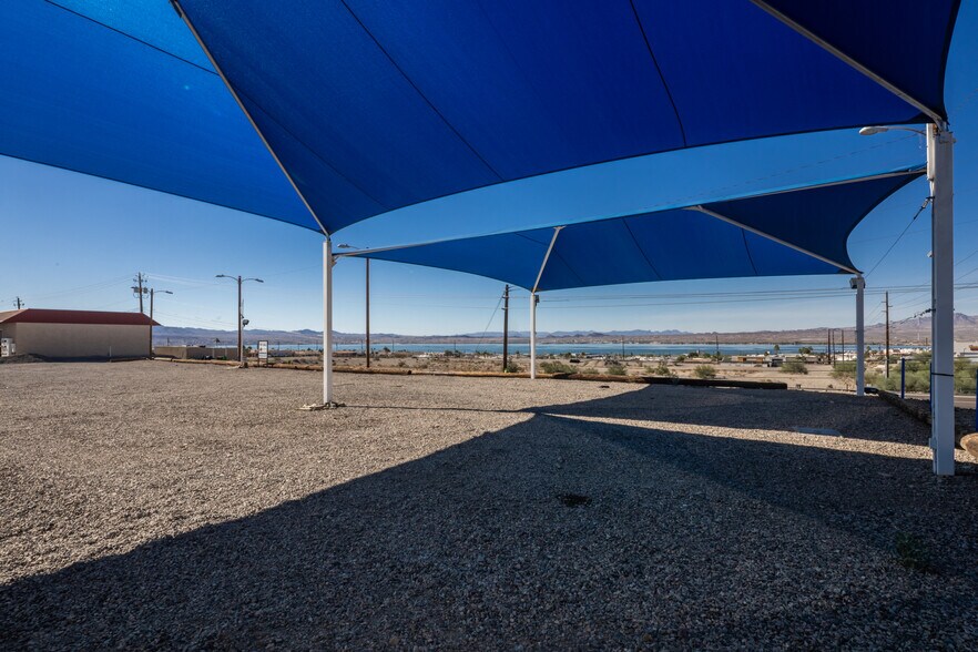 More Photos Of 921 Lake Havasu Ave N, Lake Havasu City Warehouse For Sale