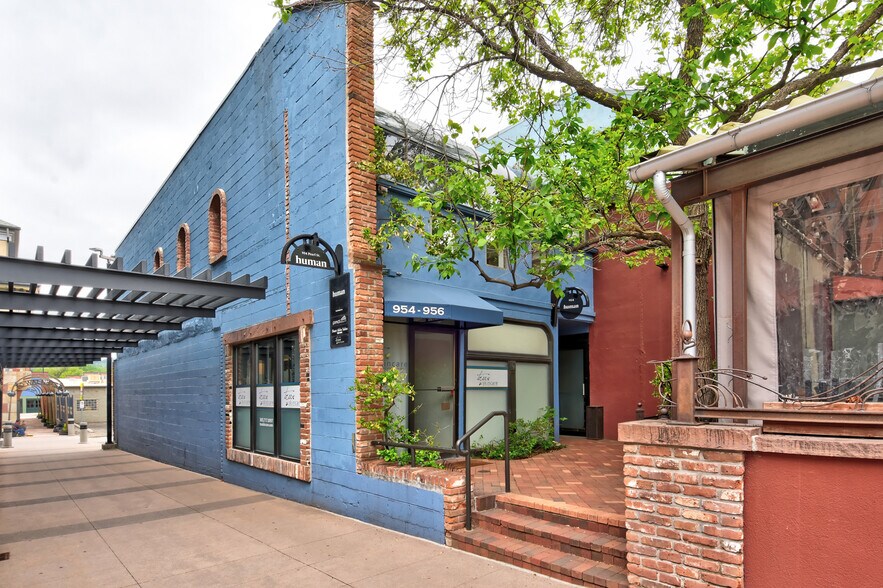 More Photos Of 940-950 Pearl St, Boulder Freestanding For Lease