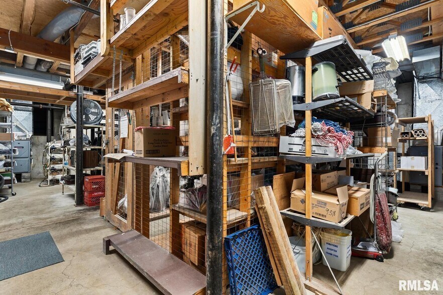 More Photos Of 1217 5th St, Lacon Restaurant For Sale