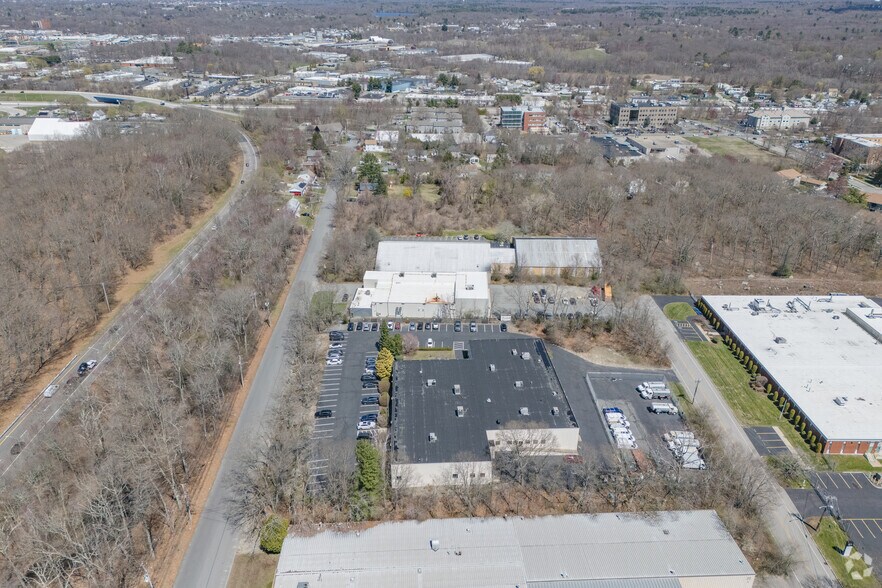 More Photos Of 88 Boyd Ave, East Providence Office For Lease