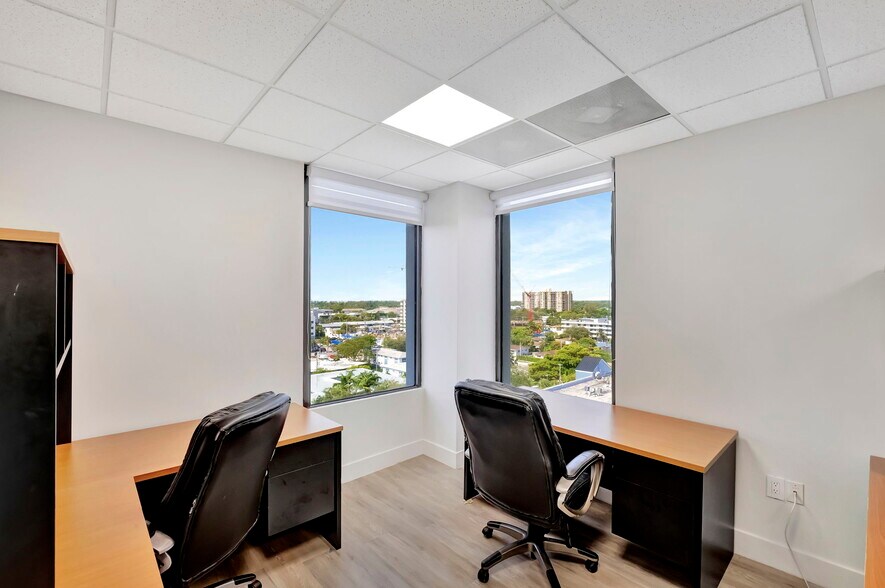 More Photos Of 12550 Biscayne Blvd, North Miami Medical For Sale