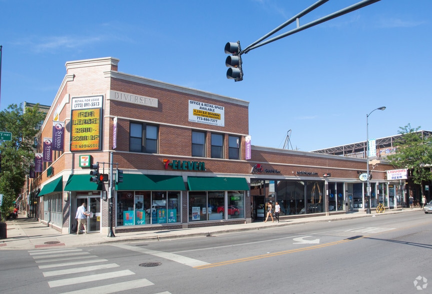 More Photos Of 946 W Diversey Pky, Chicago Storefront Retail Office For Lease