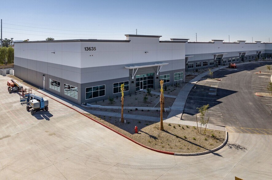 More Photos Of 13550 W Auto Dr, Goodyear Unknown For Lease