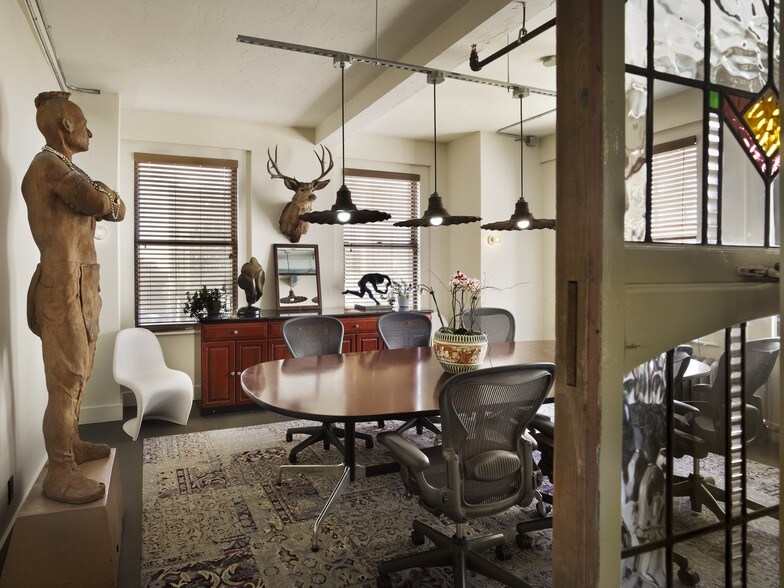 More Photos Of 1315 Walnut St, Philadelphia Office For Lease