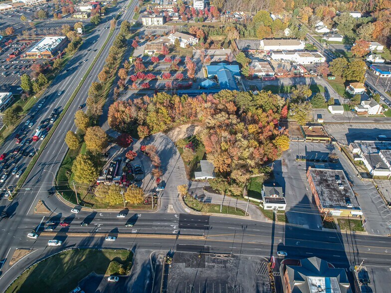 More Photos Of 3040 Leonardtown Rd, Waldorf Freestanding For Sale